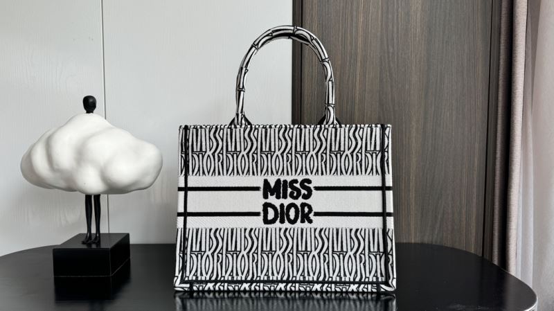 chr1st1an D10r shopping bags